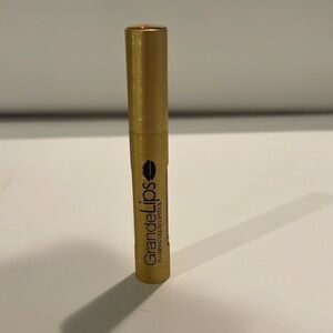 GrandeLIPS Plumping Liquid Lipstick Metallic Semi-Matte in Champagne Bubbly